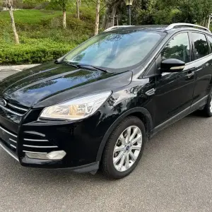 Ford Kuga 2013 из Китая
