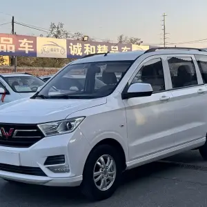Wuling Hongguang 2019 из Китая