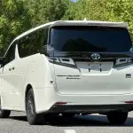 Toyota Vellfire 2023 из Китая