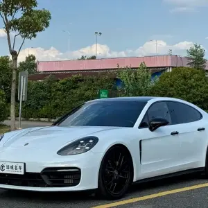 Porsche Panamera 2022 из Китая