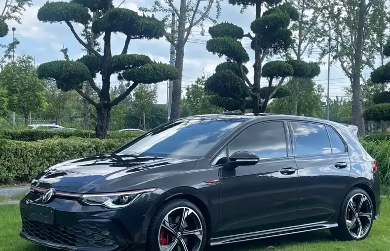 Volkswagen Golf GTI 2022 из Китая