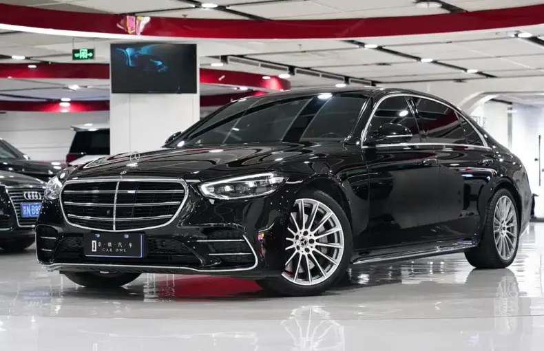 Mercedes-Benz S-Class 2023 из Китая