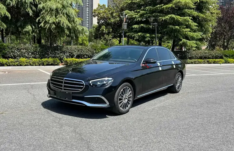 Mercedes-Benz E-Class 2023 из Китая