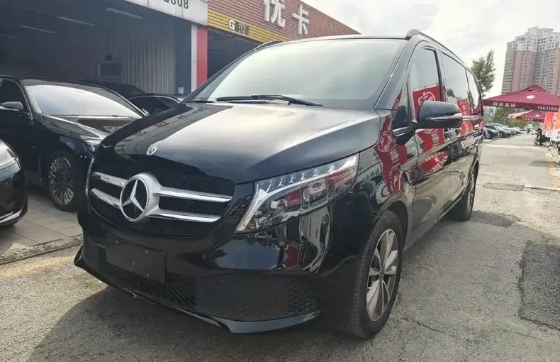 Mercedes-Benz V-Class 2023 из Китая