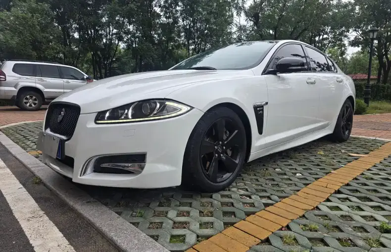 Jaguar XF 2014 из Китая