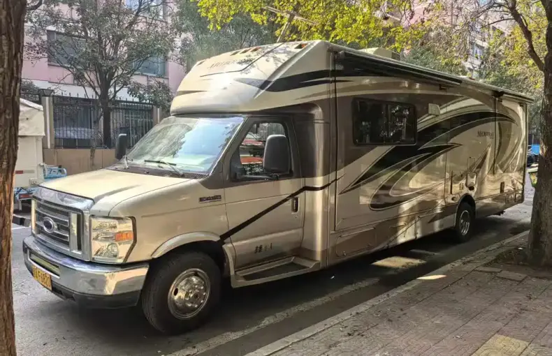 Ford 2016 из Китая
