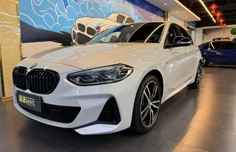 BMW 1 Series 2023 из Китая