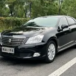 Toyota Crown 2012 из Китая