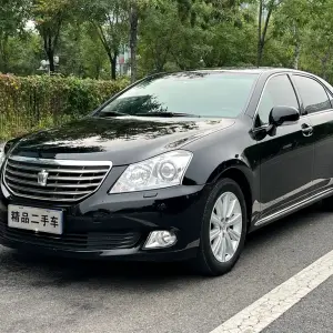 Toyota Crown 2012 из Китая