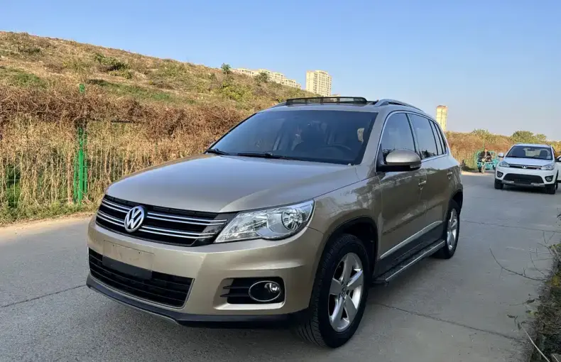 Volkswagen Tiguan 2012 из Китая