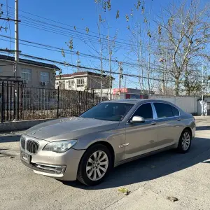 BMW 7 Series 2010 из Китая