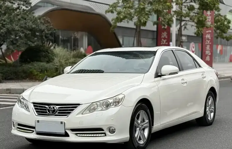 Toyota Reiz 2013 из Китая