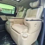 Toyota Alphard 2020 275 л.с. из Китая
