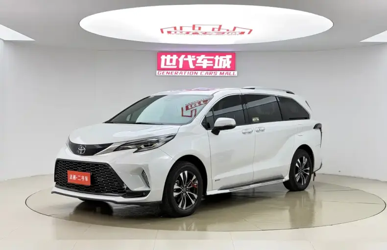 Toyota Granvia 2024 из Китая