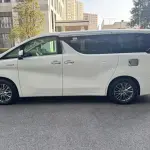 Toyota Alphard 2023 из Китая