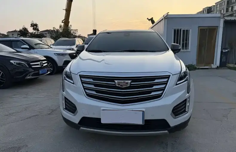 Cadillac XT5 2017 из Китая