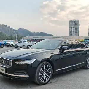 Volvo S90 2024 250 л.с. 250 л.с. из Китая