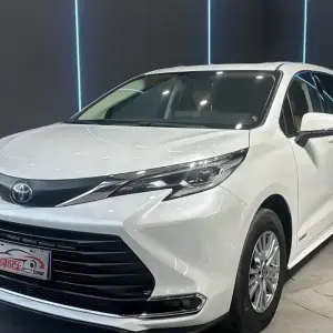 Toyota Sienna 2022 249 л.с. — лот 56792100 из Китая