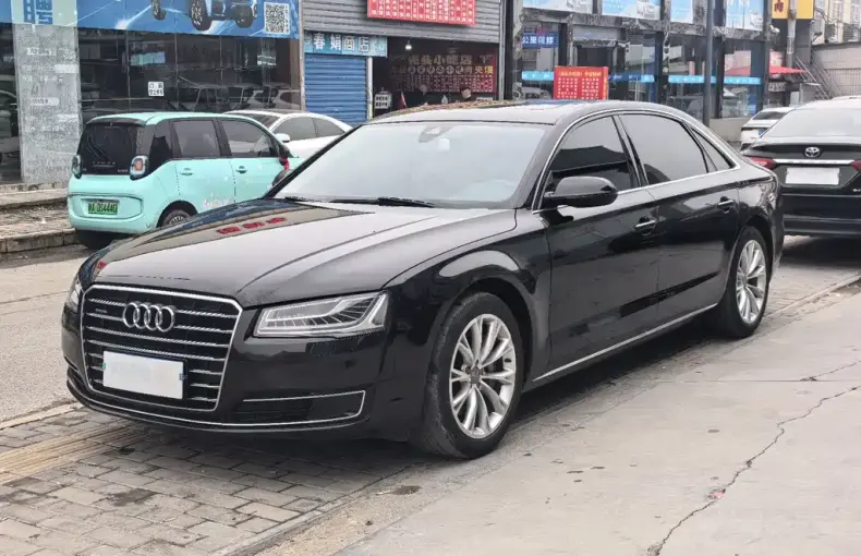 Audi A8 2015 из Китая