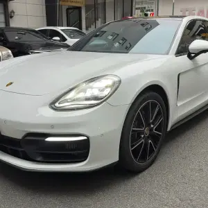 Porsche Panamera 2023 330 л.с. — лот 56708515 из Китая