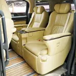 Toyota Alphard 2018 301 л.с. из Китая