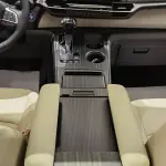 Toyota Granvia 2024 из Китая