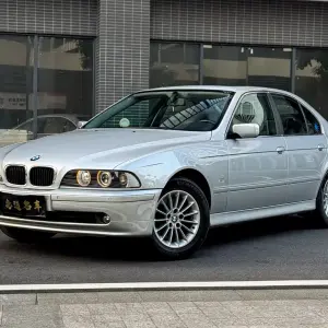 BMW 5 Series (Import) 2002 из Китая