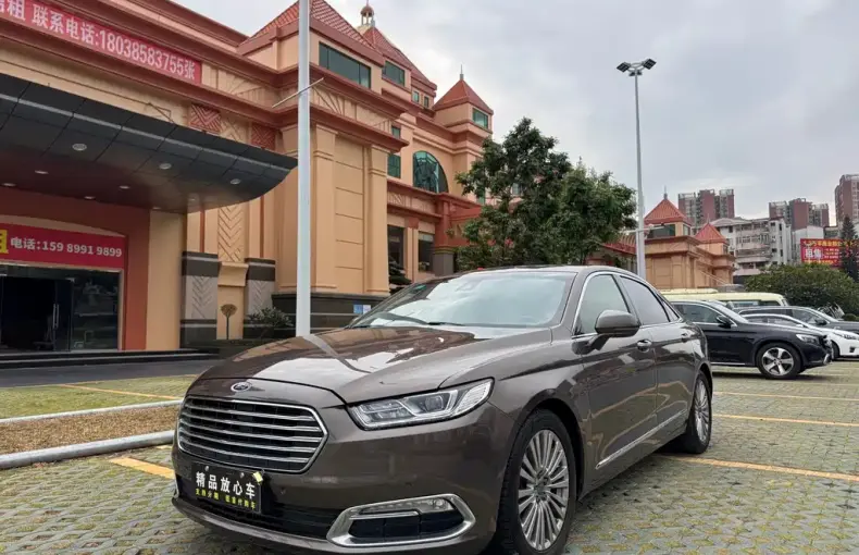 Ford Taurus 2016 из Китая