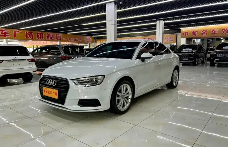 Audi A3 2017 из Китая