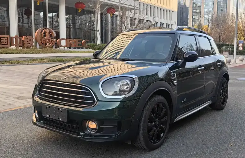 MINI Mini Countryman 2019 из Китая