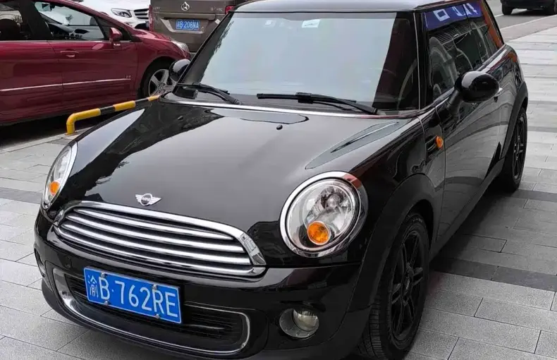 MINI Mini 2014 из Китая