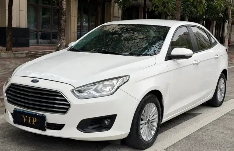 Ford Escort 2016 из Китая