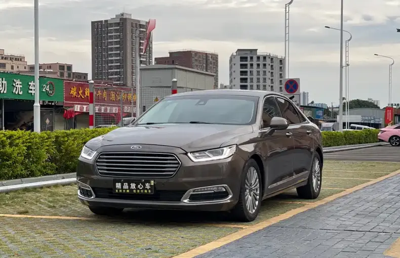 Ford Taurus 2016 из Китая