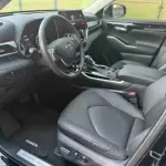 Toyota Highlander 2023 248 л.с. из Китая