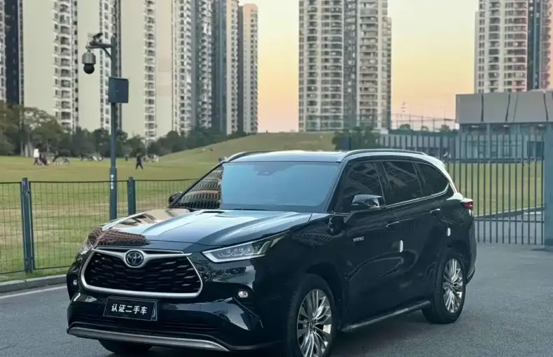 Toyota Highlander 2023 из Китая