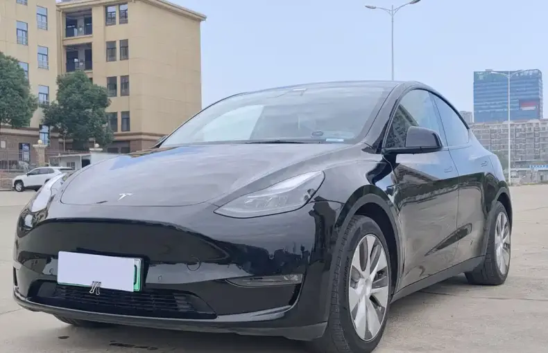 Tesla Model Y 2022 из Китая