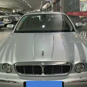 Jaguar XJ 2007 244 л.с. из Китая