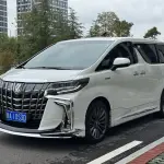 Toyota Alphard 2023 117 л.с. из Китая