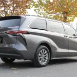 Toyota Sienna 2022 из Китая