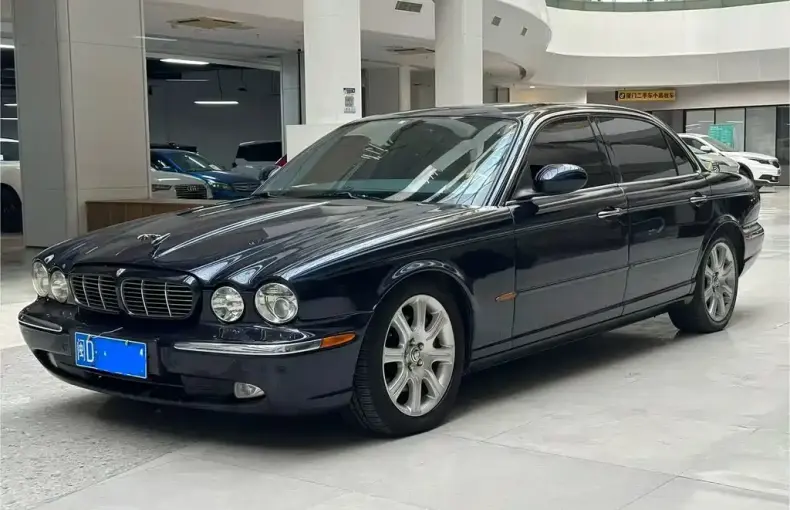 Jaguar XJ 2005 из Китая