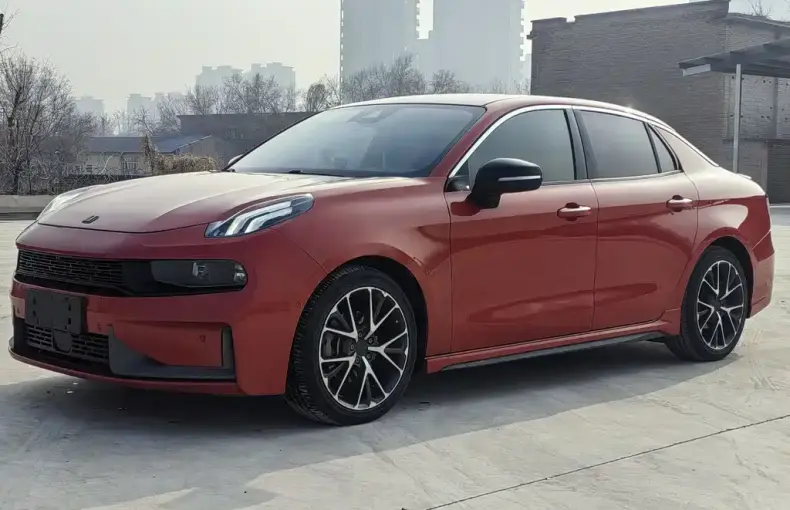 Lynk & Co 03 2020 из Китая