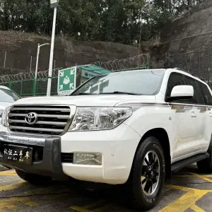 Toyota Land Cruiser 2010 из Китая