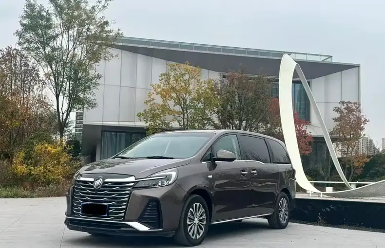 Buick GL8 2023 из Китая