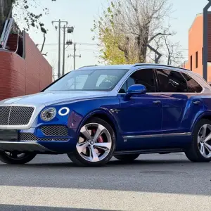 Bentley Bentayga 2018 550 л.с. из Китая