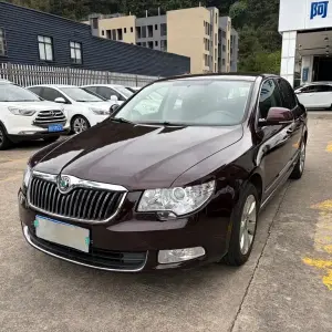 Skoda Superb 2013 131 л.с. — лот 56702921 из Китая