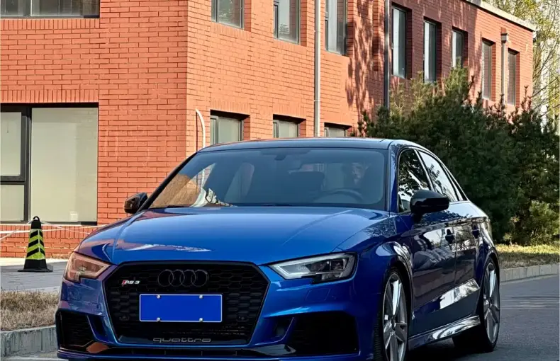 Audi RS 3 2018 из Китая