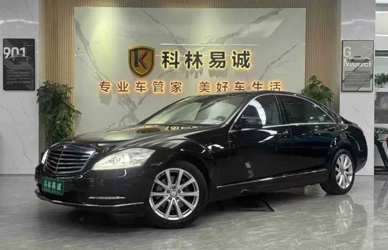 Mercedes-Benz S-Class 2011 из Китая