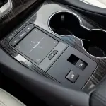 Lexus LM 2022 163 л.с. из Китая