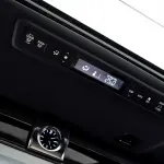 Lexus LM 2022 163 л.с. из Китая