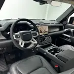 Land Rover Defender 2024 301 л.с. из Китая